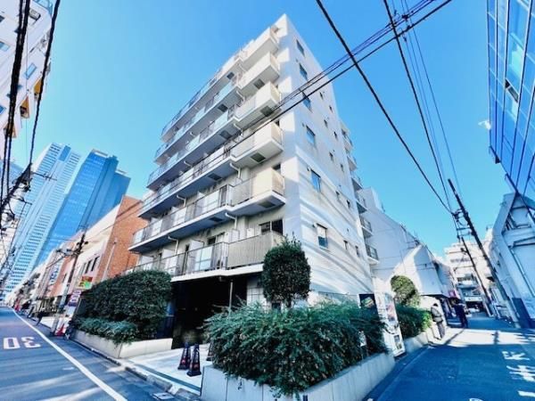 建物外観　落ち着いた雰囲気の外観です