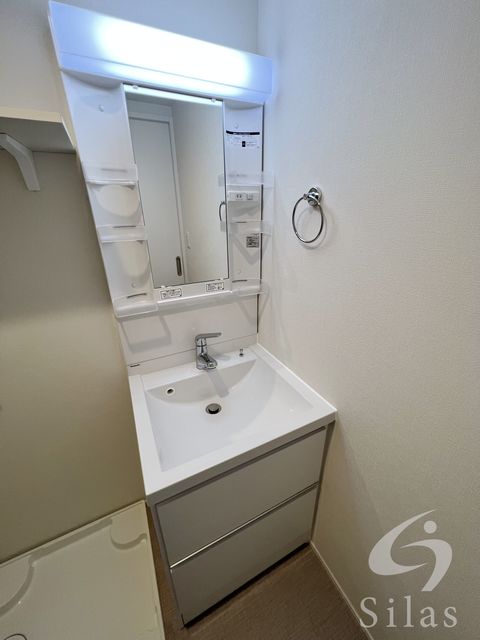 洗面設備　同仕様