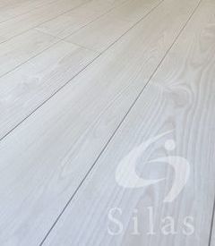 居室・リビング　同仕様