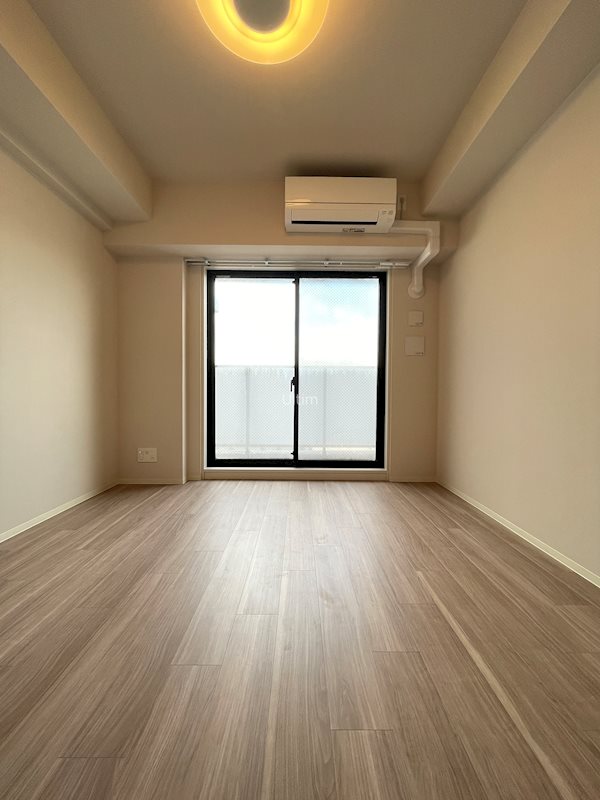 居室・リビング　※同タイプの他のお部屋です