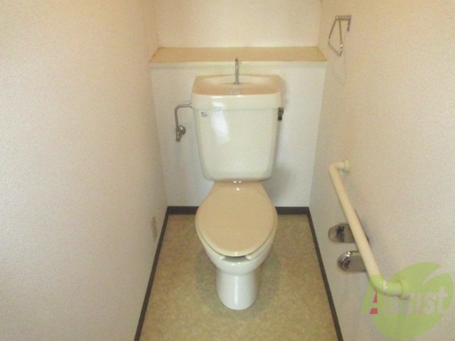 トイレ　いたって普通のトイレです