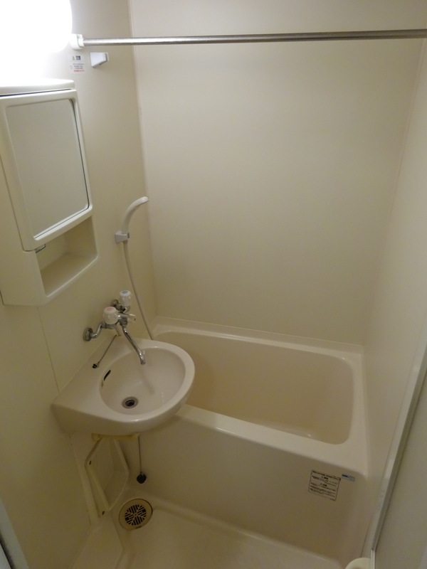 バス・シャワールーム　※同物件、別のお部屋のイメージ写真です！