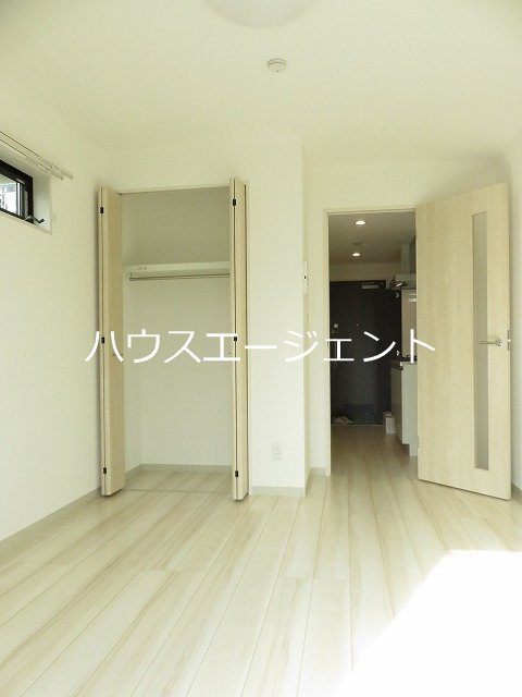 居室・リビング　居室です※参考画像