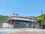 小学校　東近江市立箕作小学校（小学校）まで980m