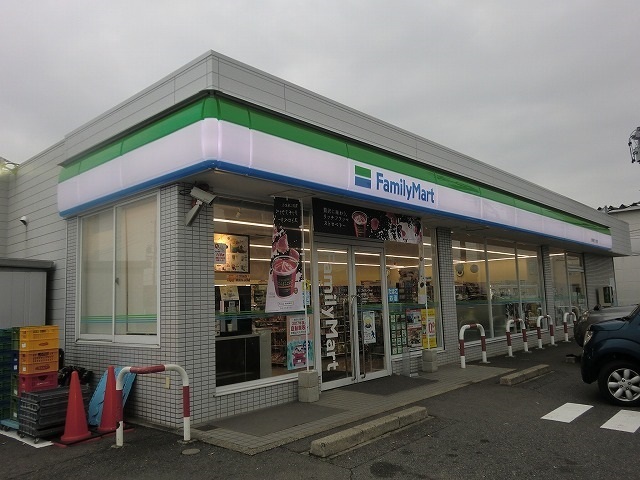 コンビニ　ファミリーマート 各務原三ッ池店（コンビニ）まで1583m