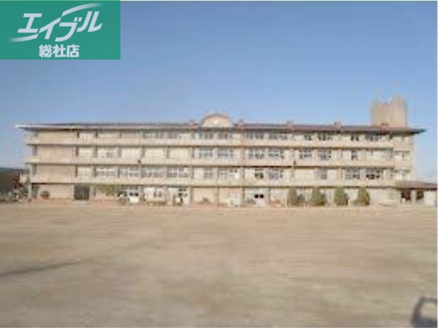 小学校　倉敷市立連島神亀小学校（小学校）まで783m