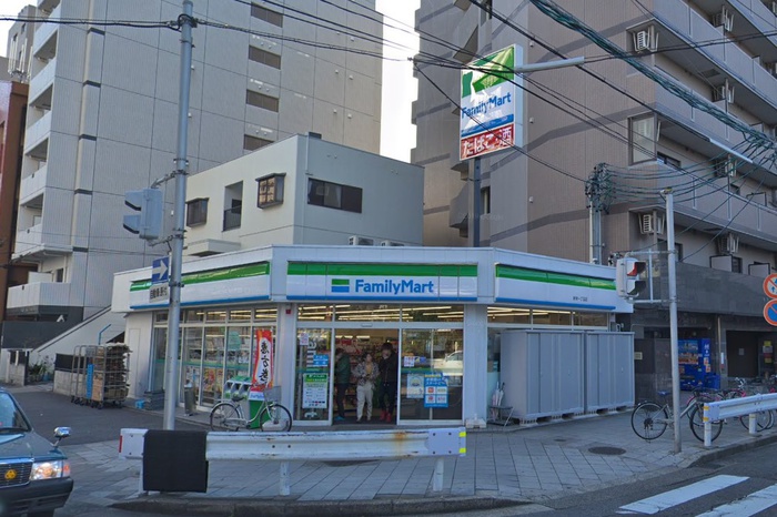 コンビニ　ファミリーマート新栄1丁目店（コンビニ）まで160m