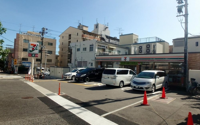 コンビニ　セブンイレブン神戸篠原南町4丁目店（コンビニ）まで125m