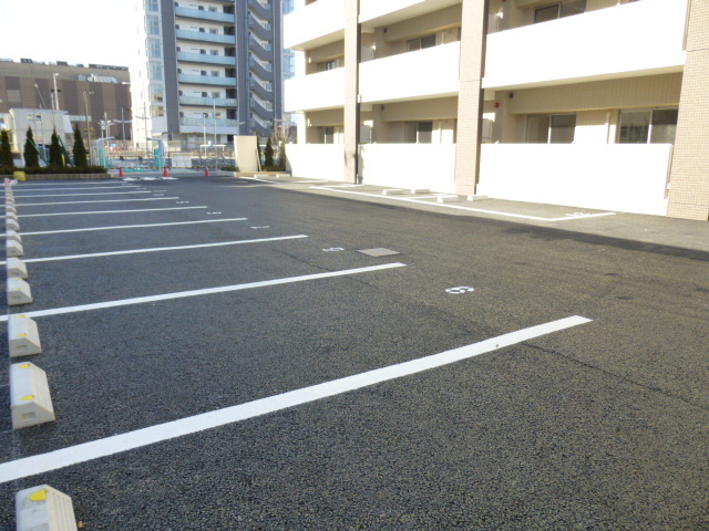 駐車場　敷地内駐車場※要空き確認