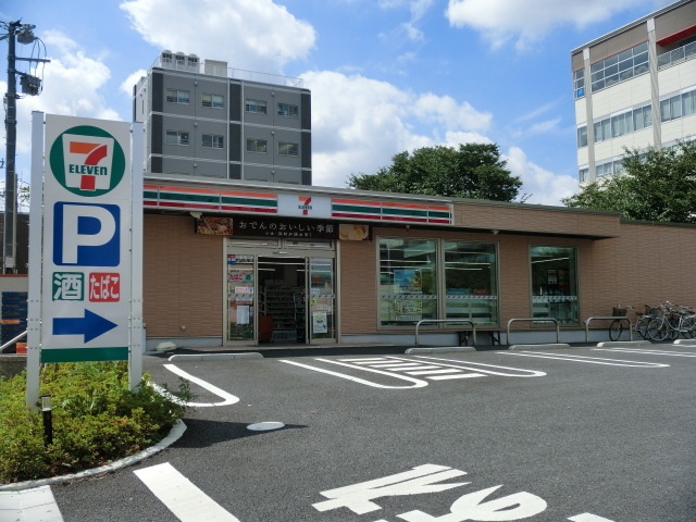 コンビニ　セブン－イレブン　流山おおたかの森駅東口店（コンビニ）まで30m