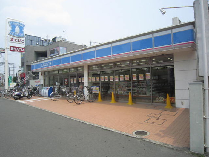 コンビニ　ローソン（コンビニ）まで194m