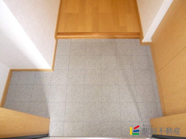 玄関　同タイプ別部屋