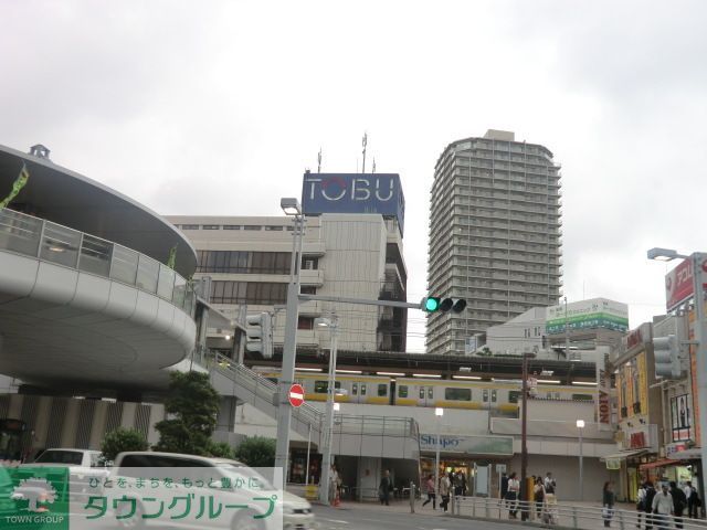 幼稚園・保育園　東武百貨店船橋店（幼稚園・保育園）まで470m