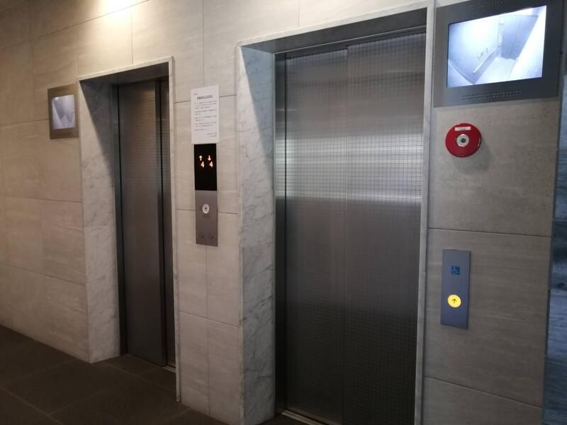 ロビー