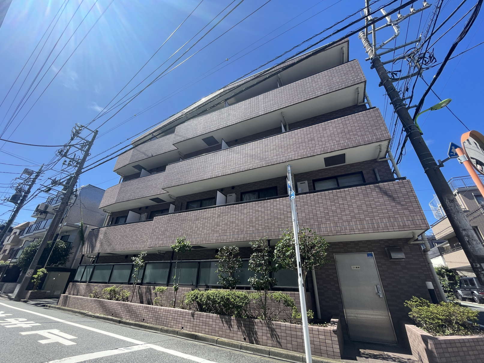 東急田園都市線 三軒茶屋駅 徒歩6分 築30年