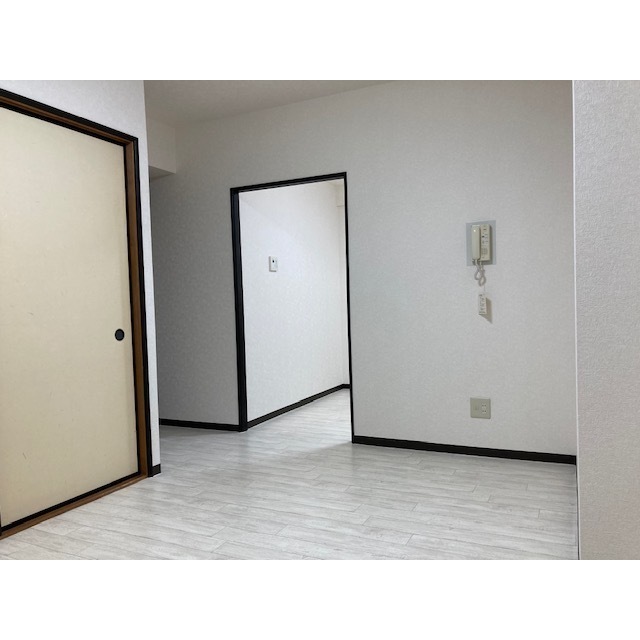 信開ドムス大聖寺駅前の居間写真
