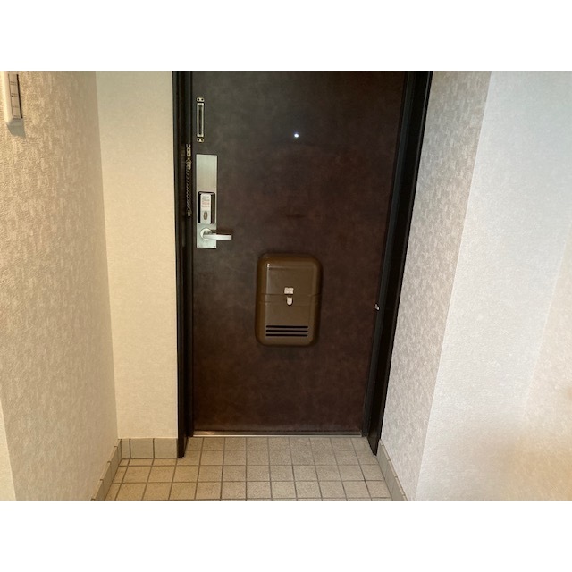 信開ドムス大聖寺駅前の玄関写真