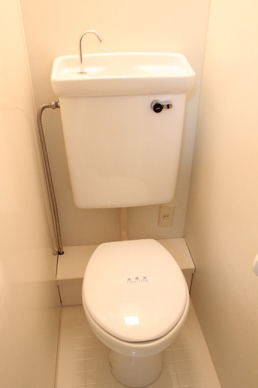 トイレ　※別部屋の写真です