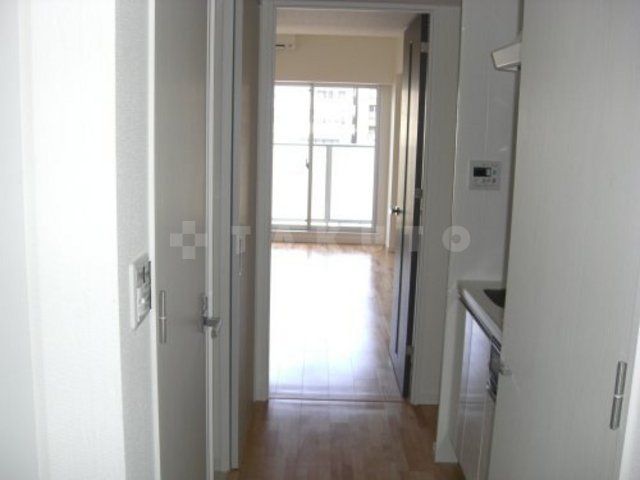 QCフラット北堀江の玄関写真