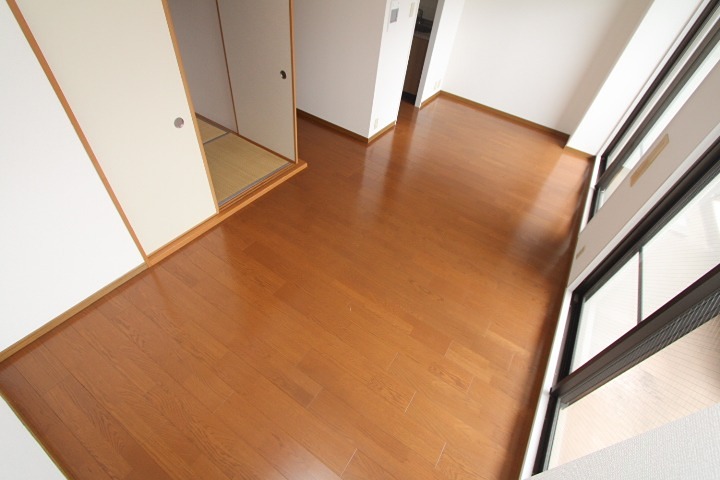 ダイヤパストラルの居間写真