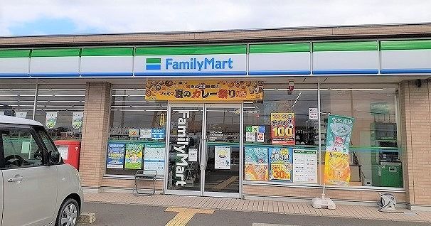 コンビニ　ファミリーマート １６号入間小（コンビニ）まで600m