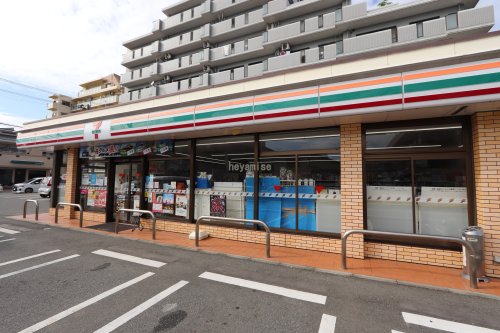 コンビニ　セブンイレブン 熊本若葉2丁目店（コンビニ）まで430m