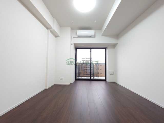居室・リビング　902号室参考写真