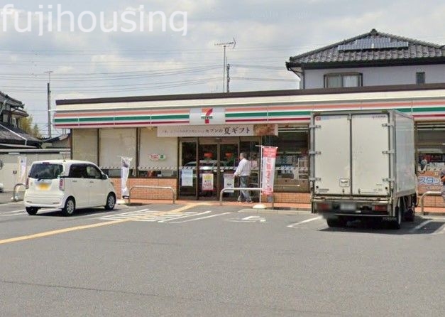 コンビニ　セブンイレブン久喜東鷲宮店（コンビニ）まで137m