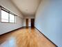 居室・リビング　※別号室の写真です