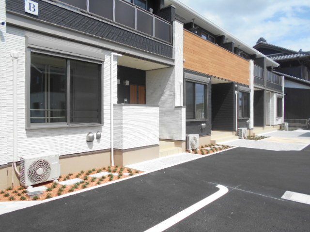 ＪＲ東海道本線 岐阜駅 バス乗車時間：25分 最寄りバス停で下車 徒歩4分 2階建 築7年の外観写真