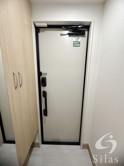 阪急神戸線 武庫之荘駅 徒歩13分 3階建 築9年の玄関写真