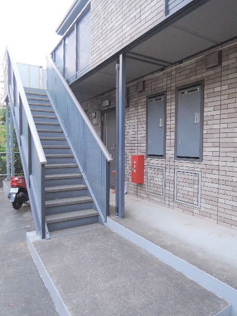 エントランス　建物アプローチ