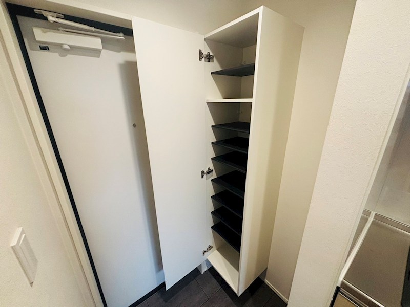 GRADUS 柏IIIの玄関写真
