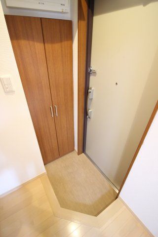 玄関　セレシア西巣鴨　豊島区西巣鴨4