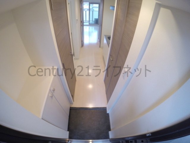 ララプレイス新大阪シエスタの玄関写真