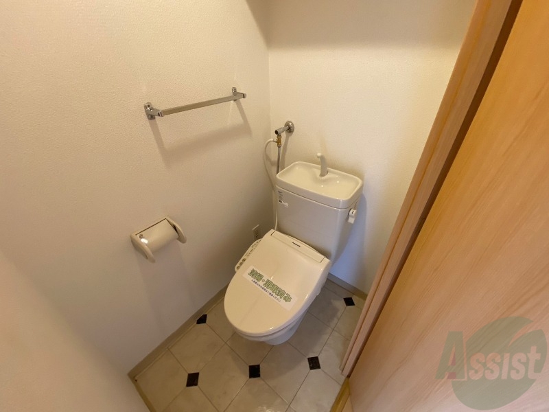 地下鉄南北線 中島公園駅 徒歩19分 10階建 築22年のトイレ写真