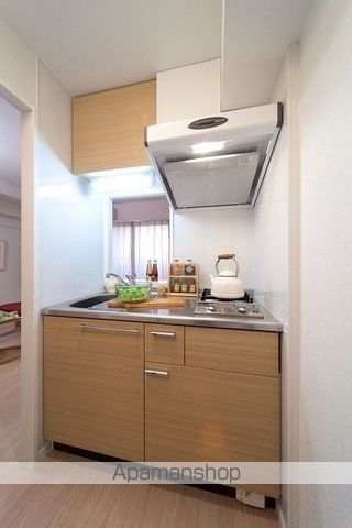 地下鉄箱崎線 馬出九大病院前駅 徒歩1分 12階建 築16年のキッチン写真