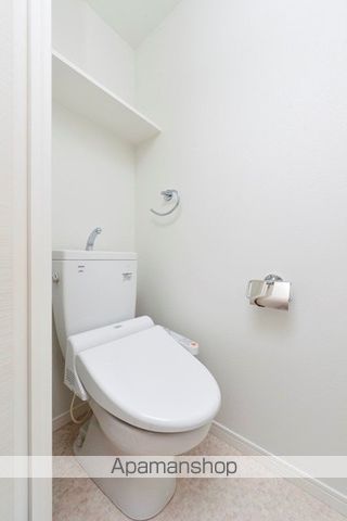 地下鉄箱崎線 馬出九大病院前駅 徒歩1分 12階建 築16年のトイレ写真