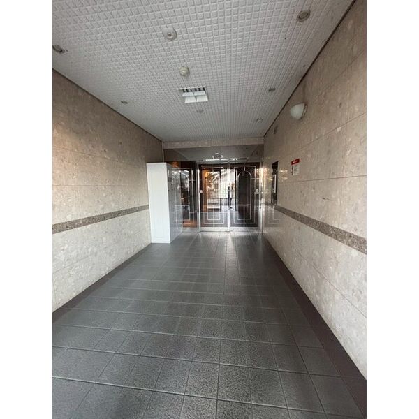 エントランス　リーセント春町