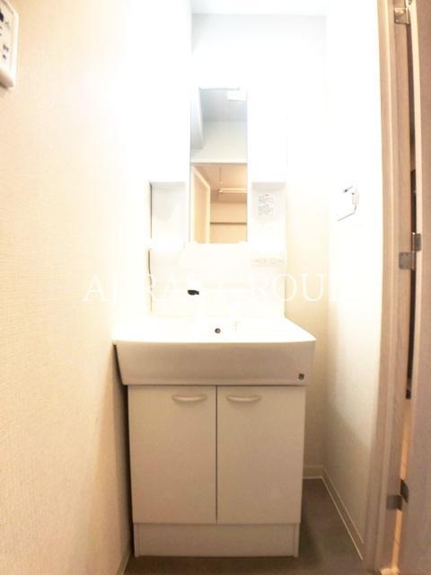 洗面設備　別部屋同仕様タイプ