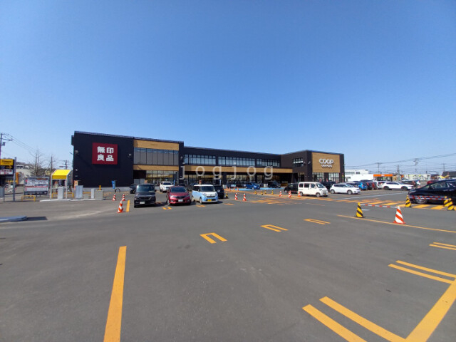 スーパー　コープさっぽろ北広島店（スーパー）まで347m