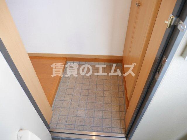 玄関　ファルフォーレ博多の玄関
