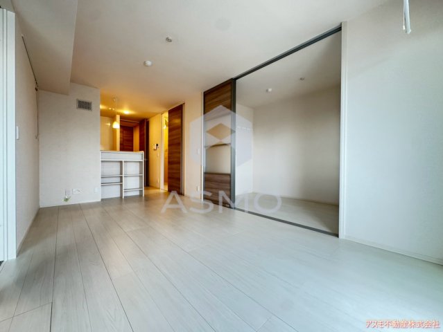 居室・リビング　同マンション別部屋　参考写真