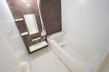 バス・シャワールーム　１坪風呂