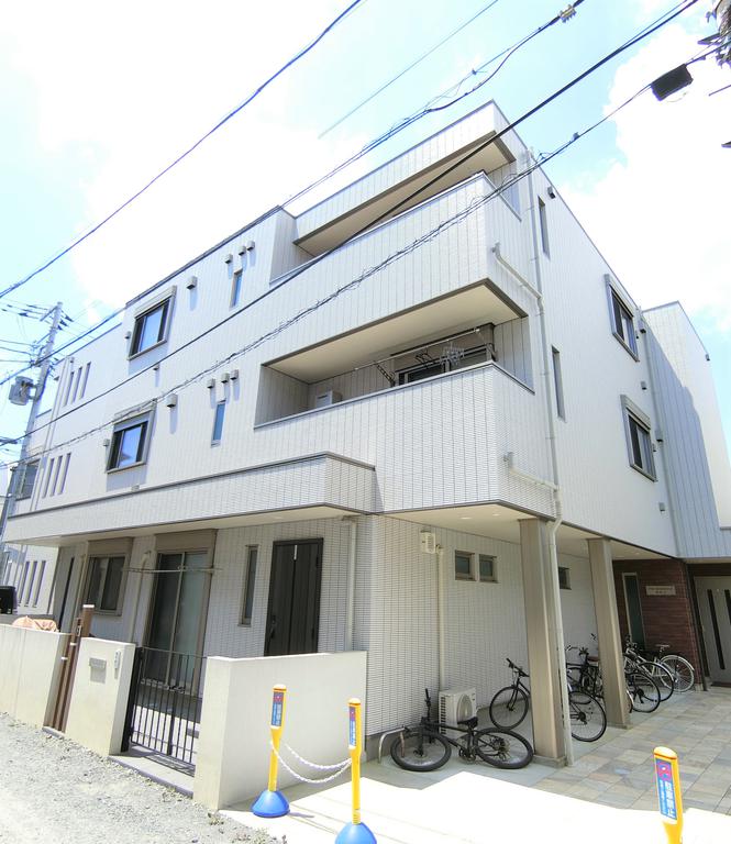 建物外観　☆鉄骨造のしっかりとした造りのマンションです☆