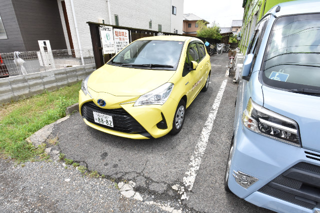駐車場　駐車場