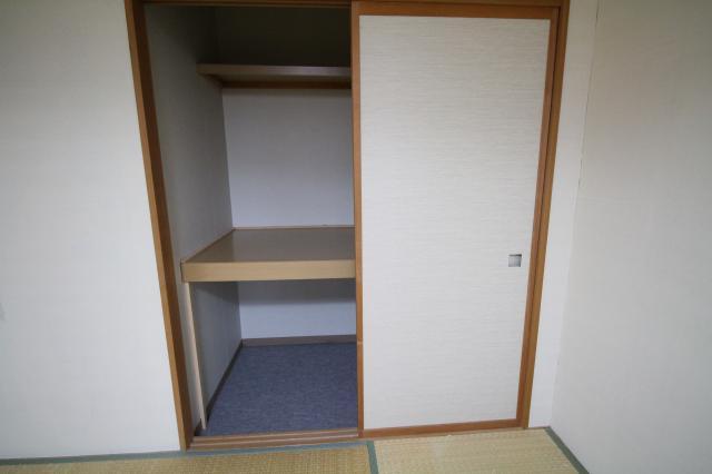 収納　和室の収納、広いですよ☆