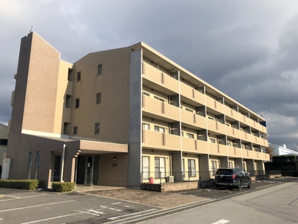 織花館の建物外観