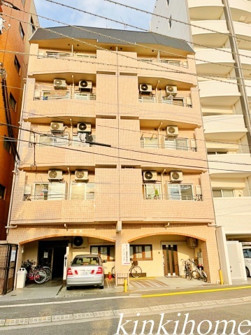 広島市中区堺町のマンションの建物外観