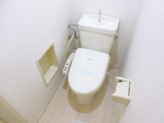 【総社市総社のアパートのトイレ】
